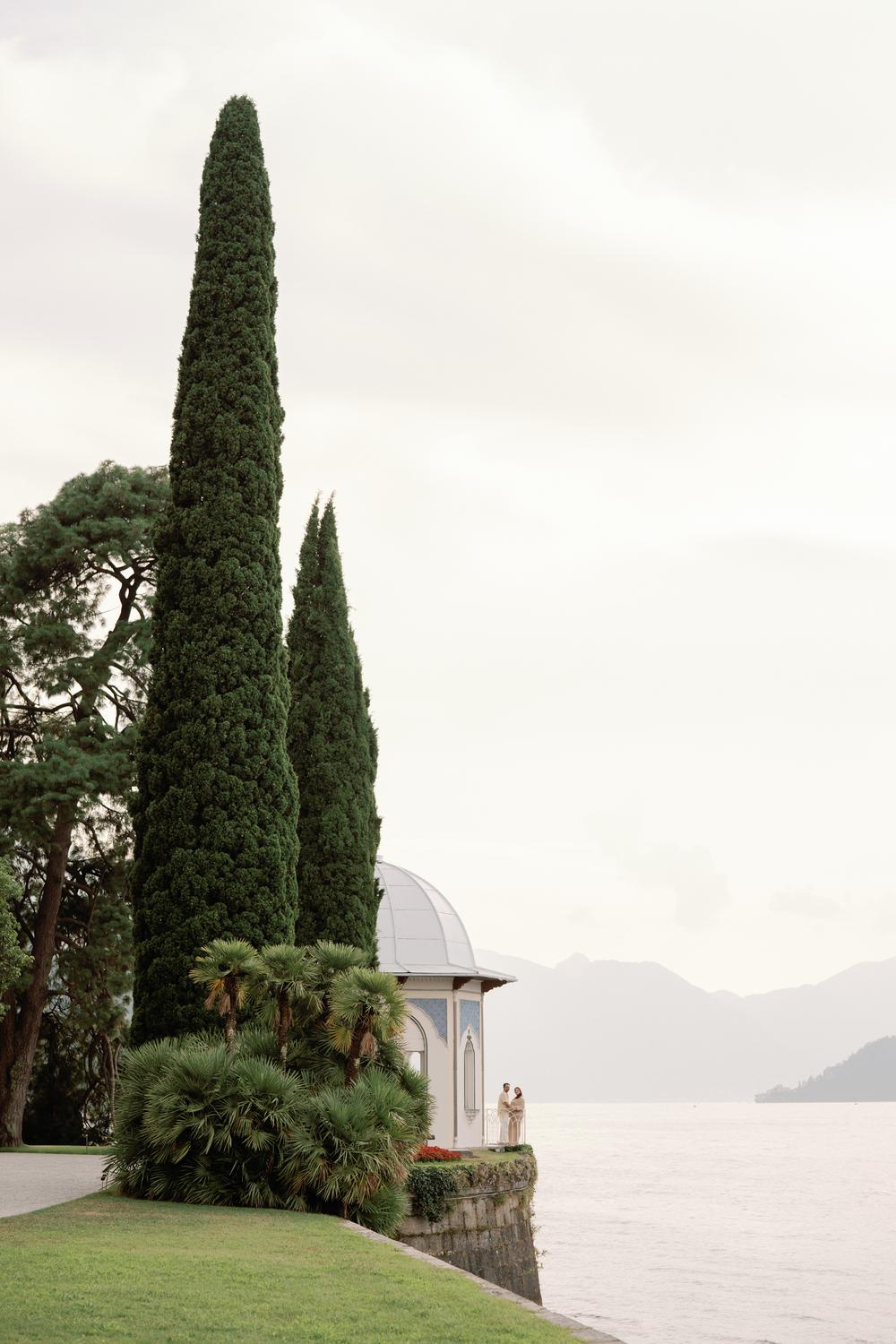 Avani. Bellagio maternity session