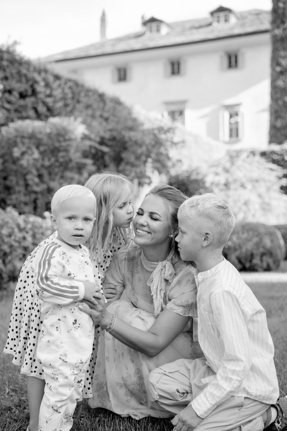 Villa Balbiano family session