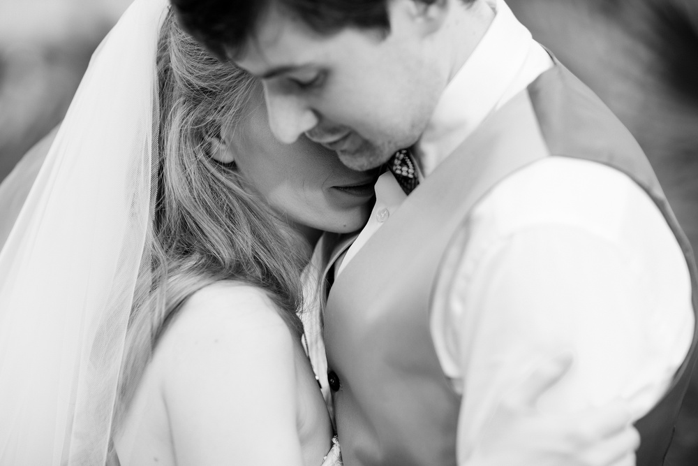 YOUR HEART, YOUR EYES, YOUR LIPS I STILL ADMIRE