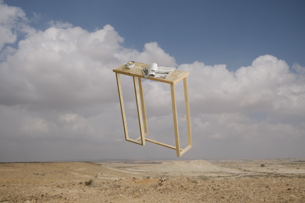 Flying furniture 