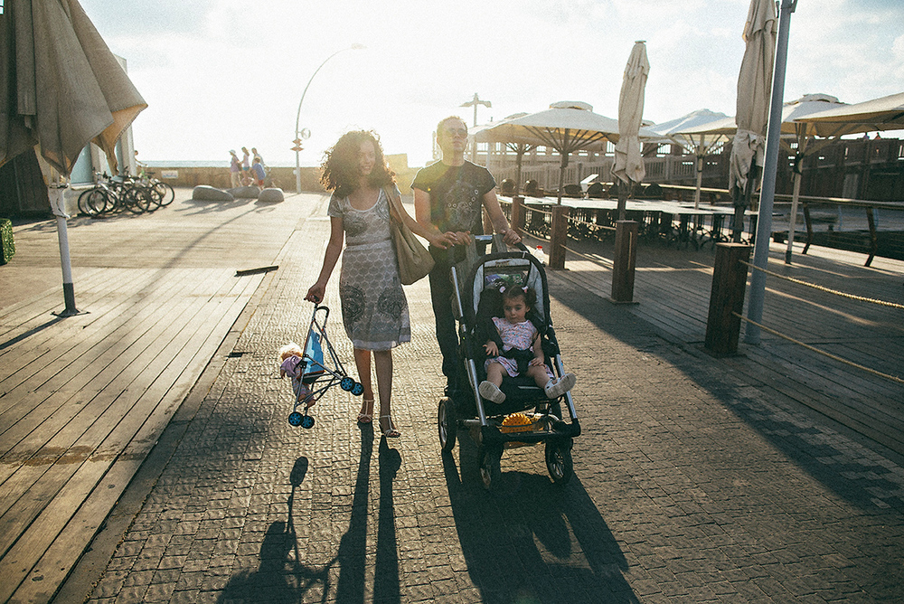 Happy Family friends