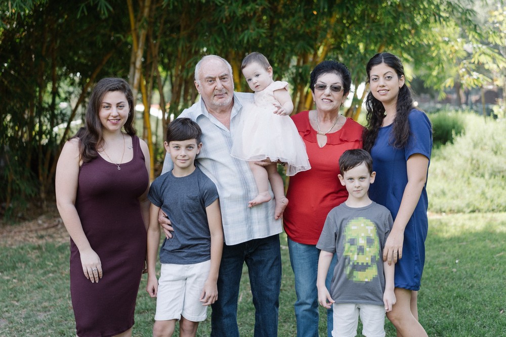 Krenciss Family