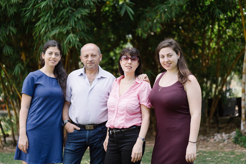 Krenciss Family