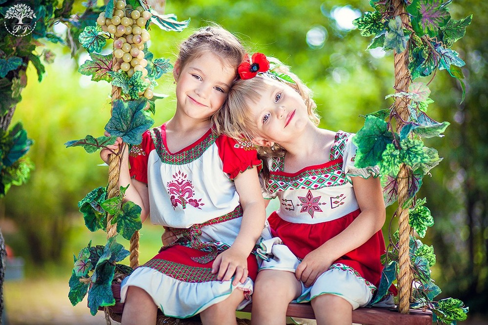КРЕСТИНЫ
