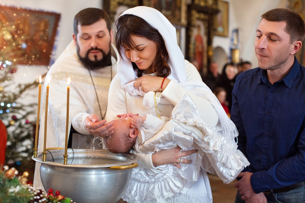 КРЕСТИНЫ