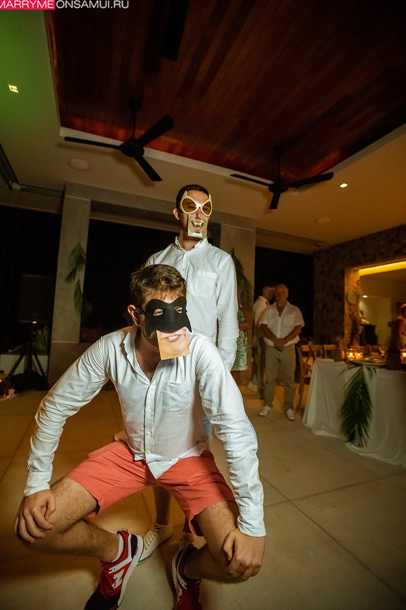 Villa Blue Wed