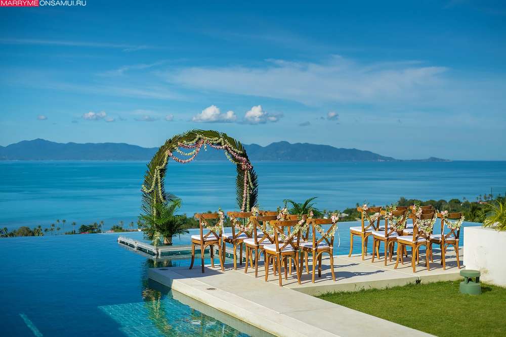 Villa Blue Wed