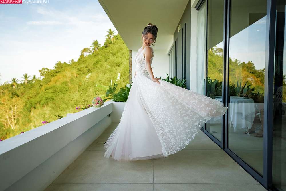 Villa Blue Wed