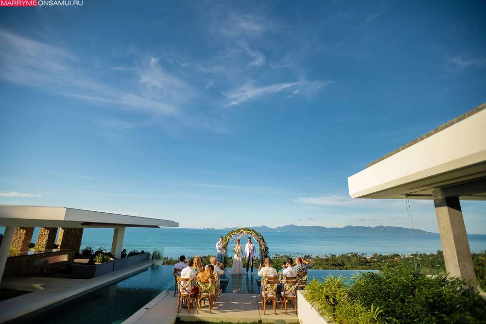 Villa Blue Wed