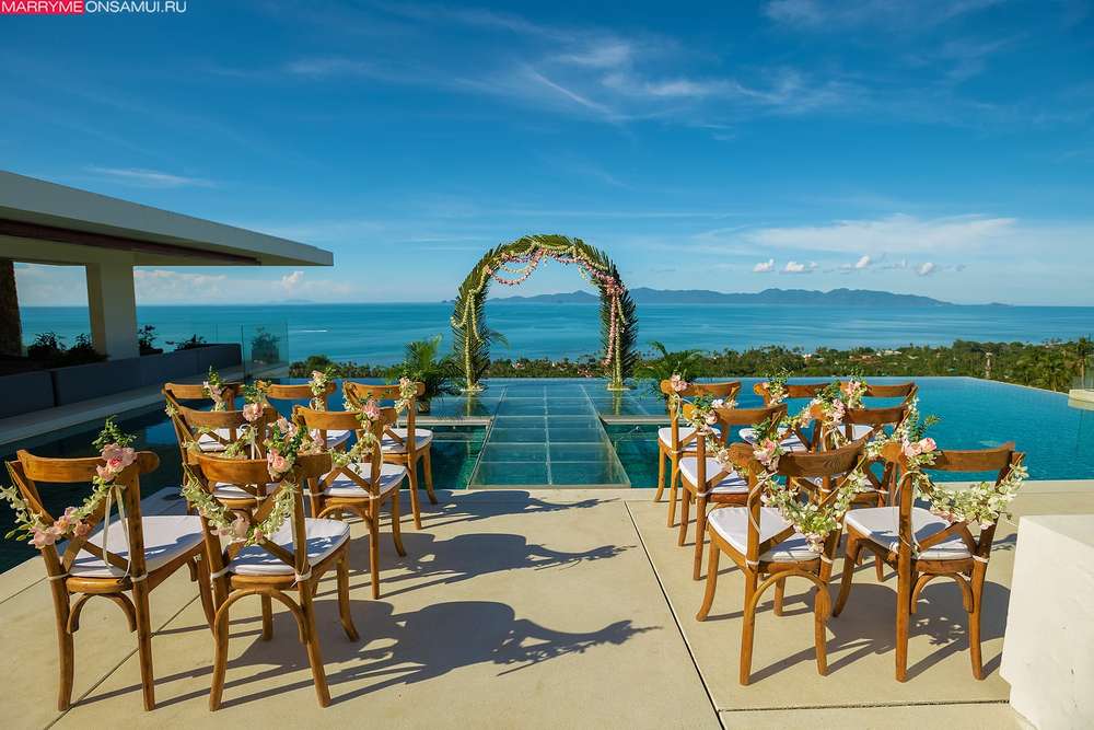 Villa Blue Wed
