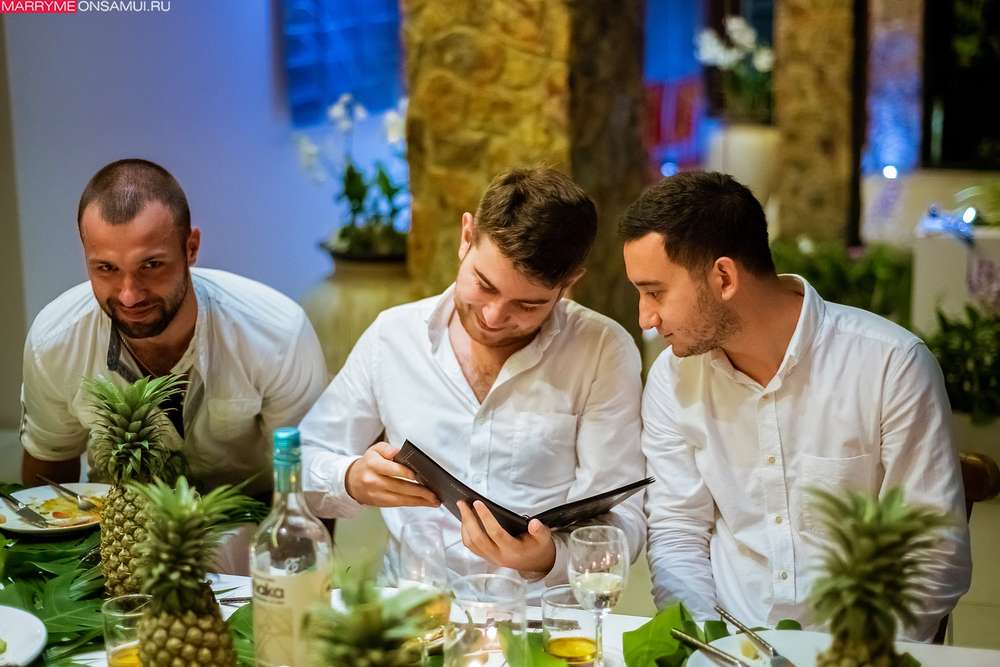 Villa Blue Wed