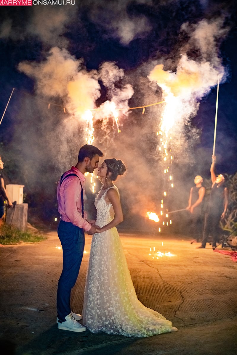 Villa Blue Wed