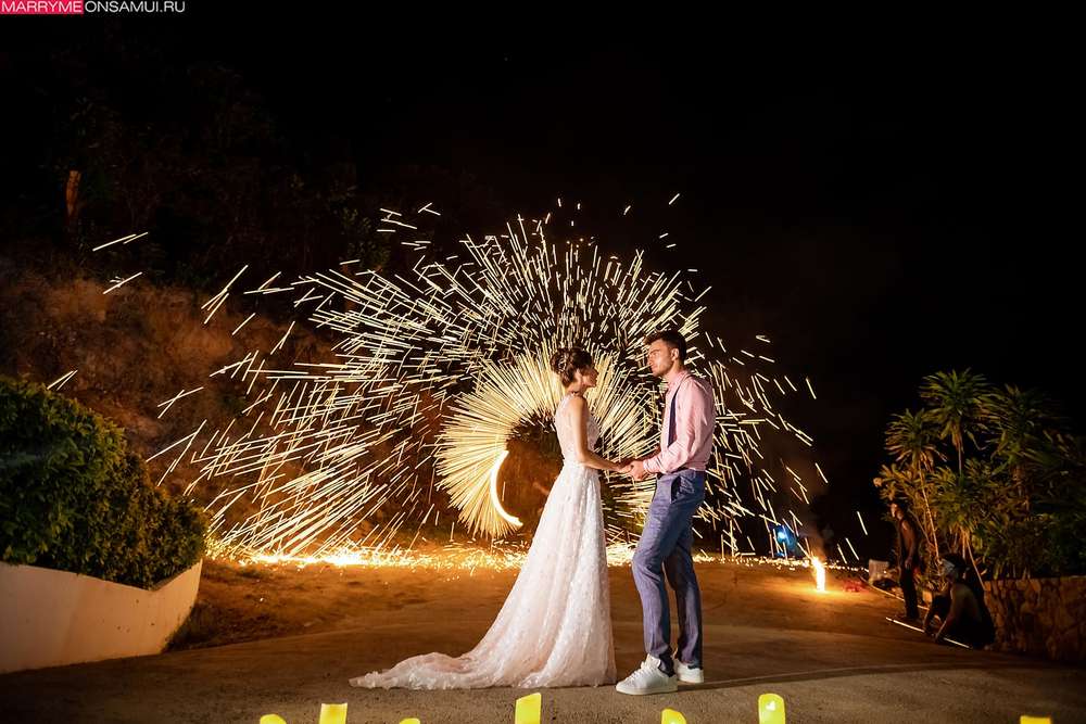 Villa Blue Wed