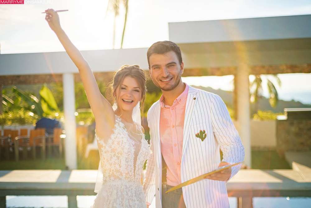 Villa Blue Wed