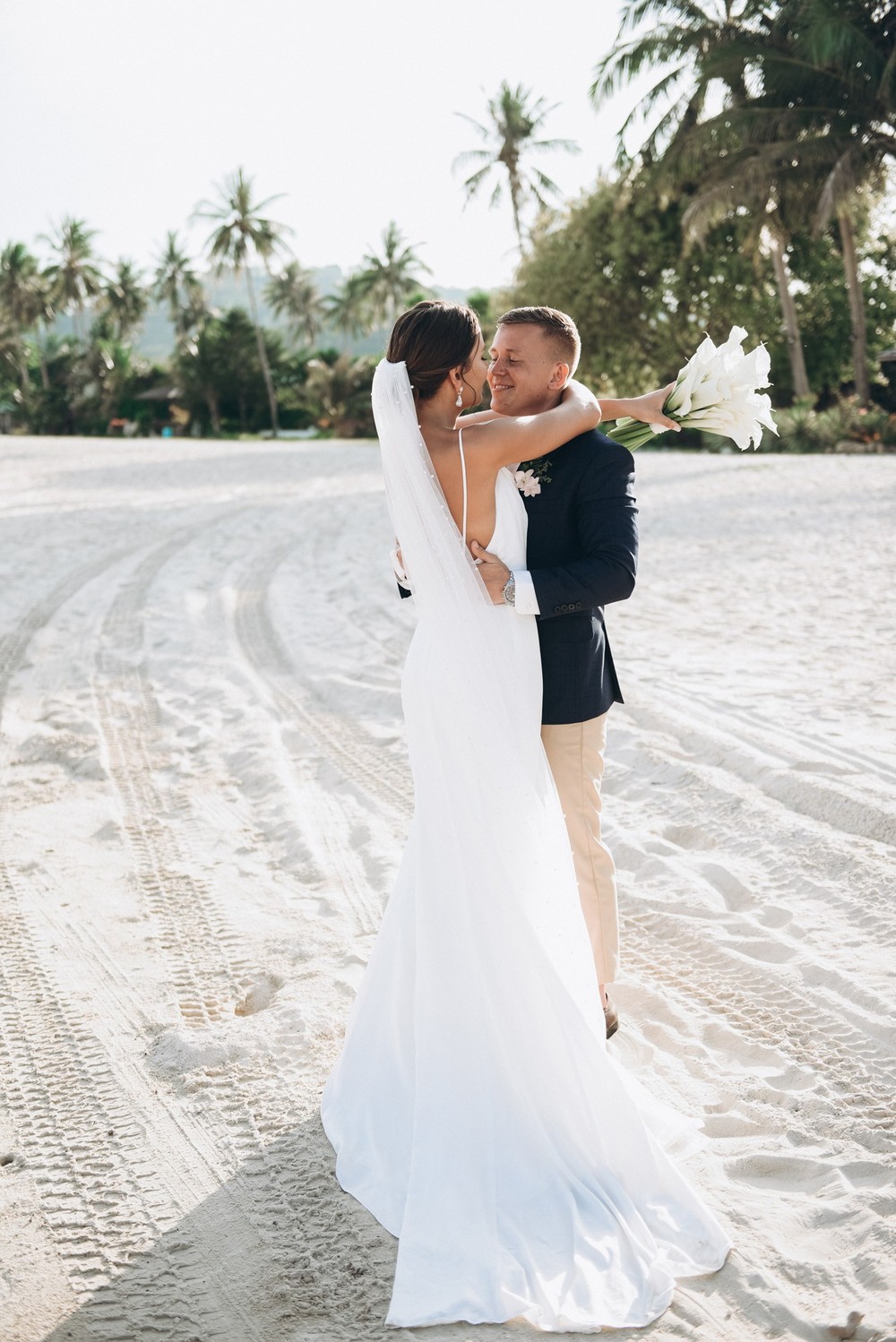 Agatha + Ej Wedding at villa Samui