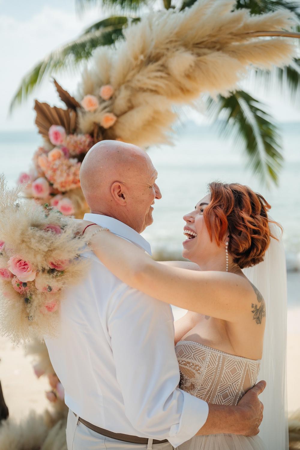 white lotus wedding 