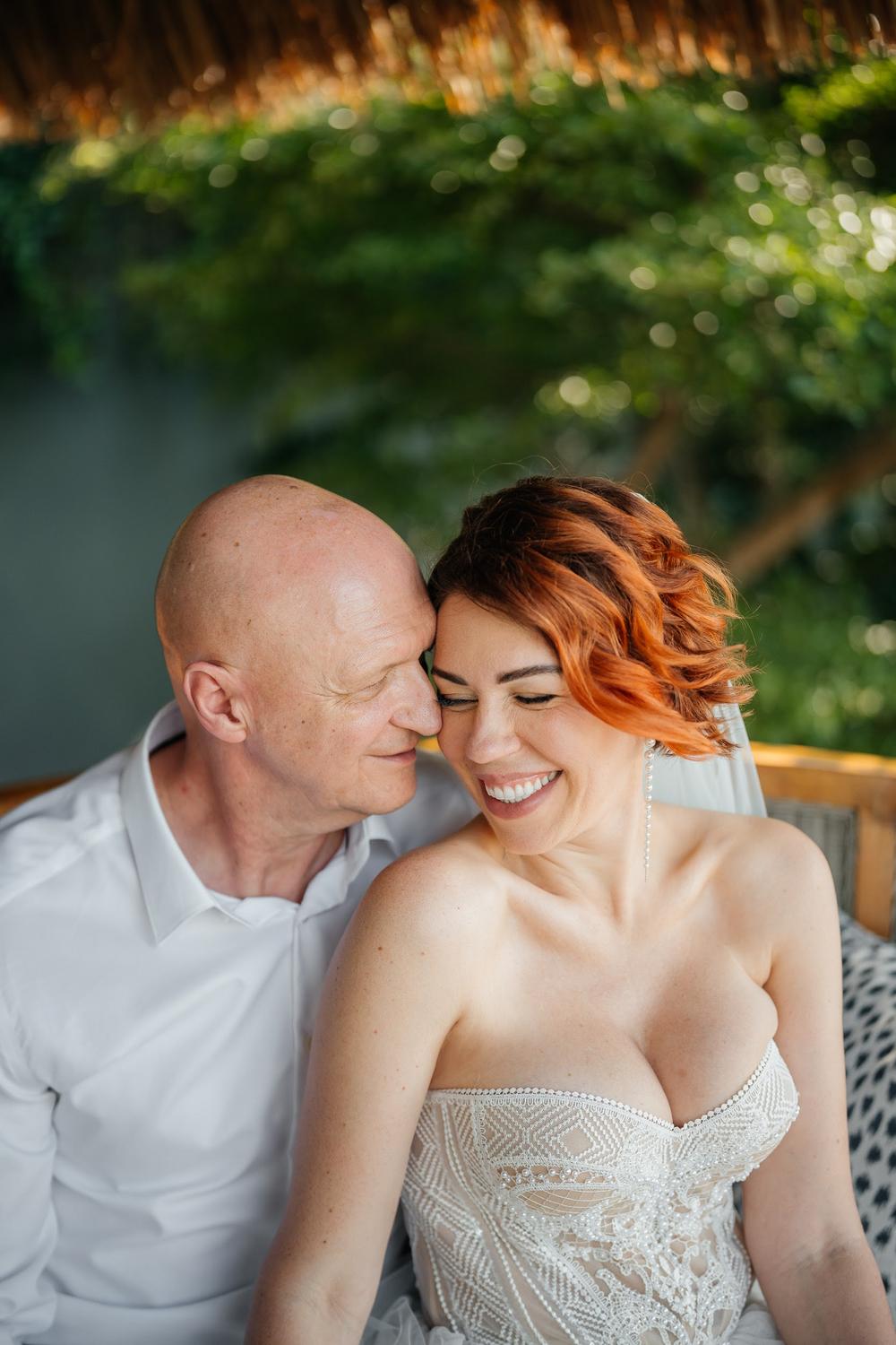 white lotus wedding 