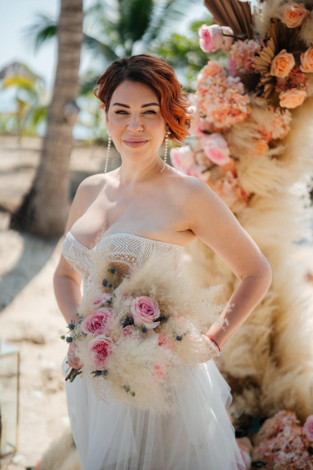 white lotus wedding 