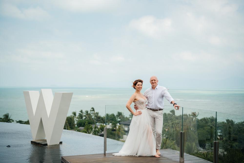 white lotus wedding 