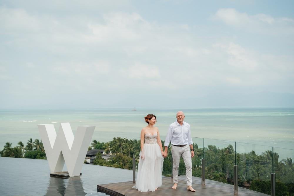white lotus wedding 