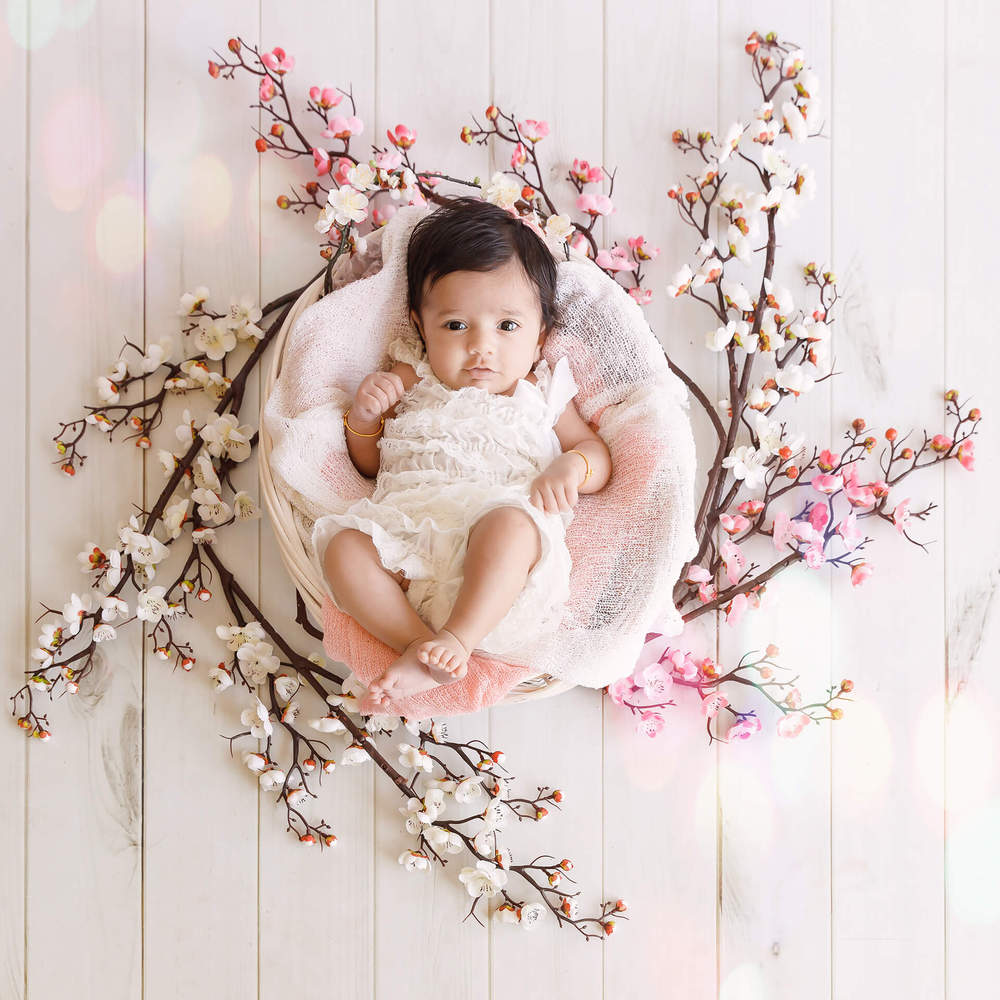 Baby photoshoot hot sale 1 month