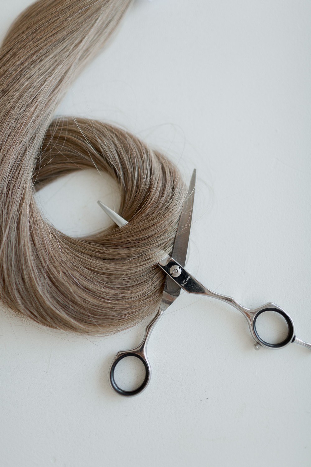 VI|VA HAIR
