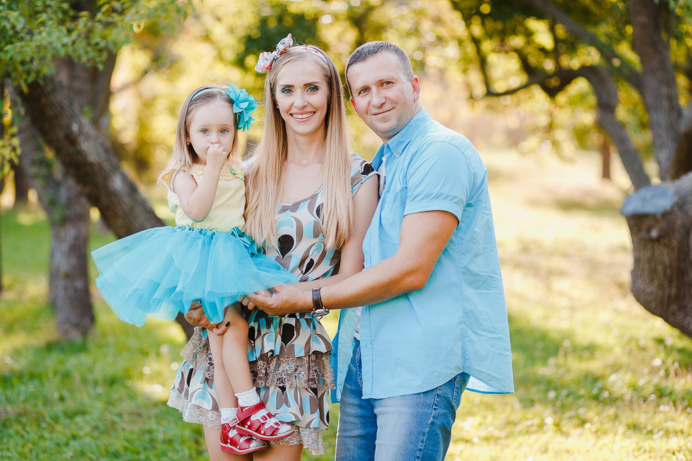 HAPPY FAMILY
