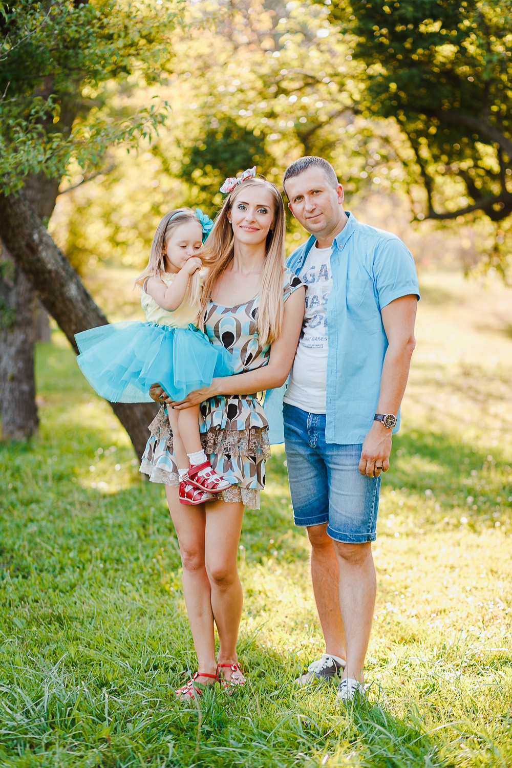 HAPPY FAMILY