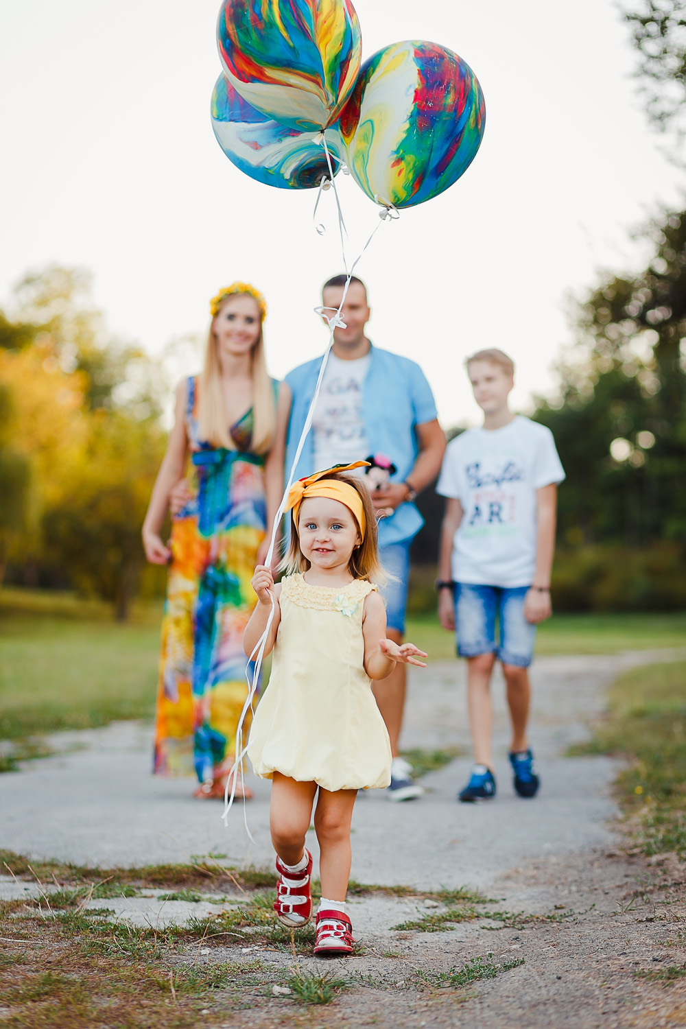 HAPPY FAMILY