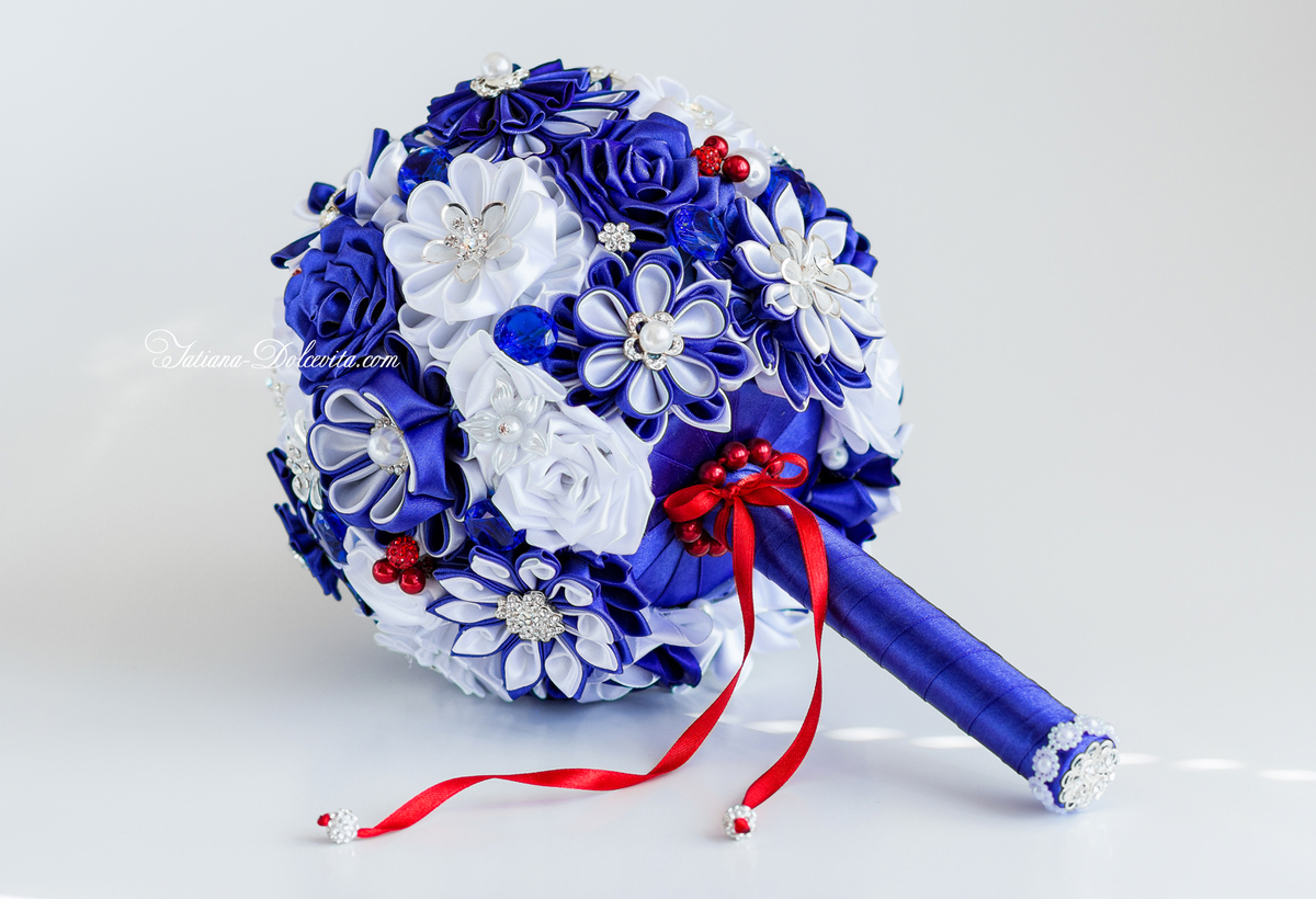 BOUQUET FOR ANNA