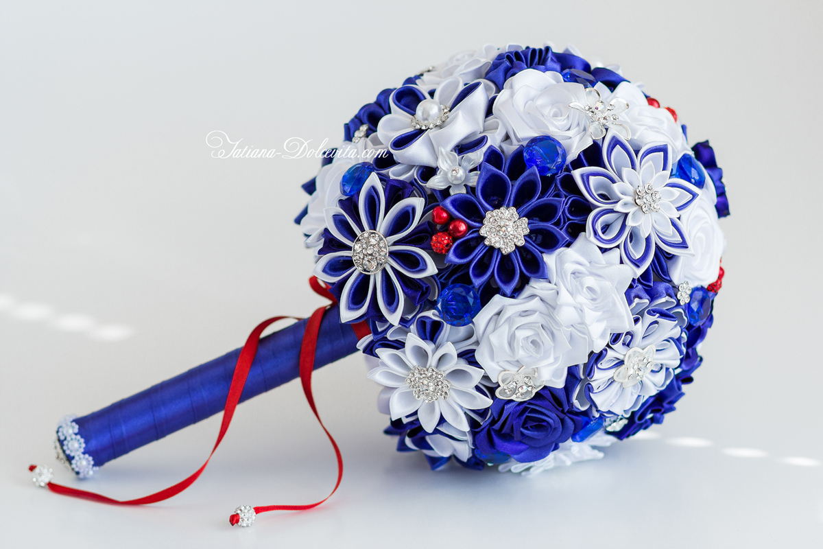 BOUQUET FOR ANNA