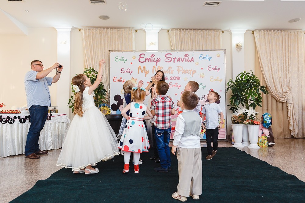  CRISTENING  - SWEET  EMILI )