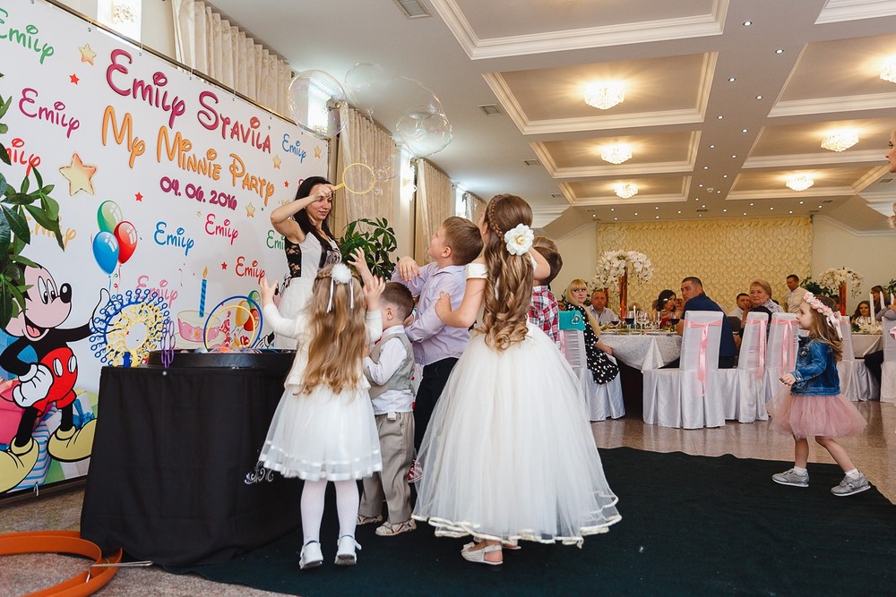 CRISTENING  - SWEET  EMILI )