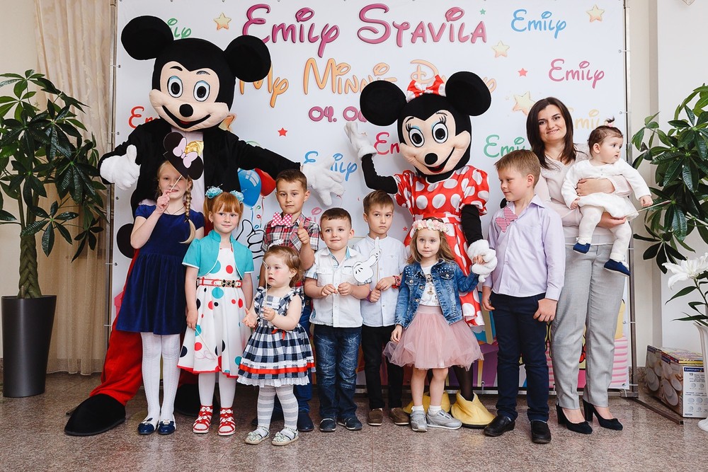  CRISTENING  - SWEET  EMILI )