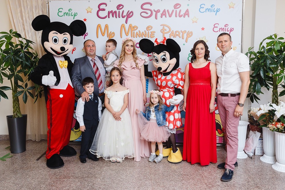  CRISTENING  - SWEET  EMILI )