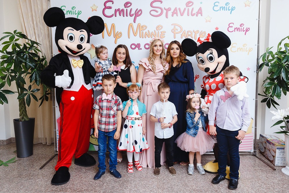  CRISTENING  - SWEET  EMILI )