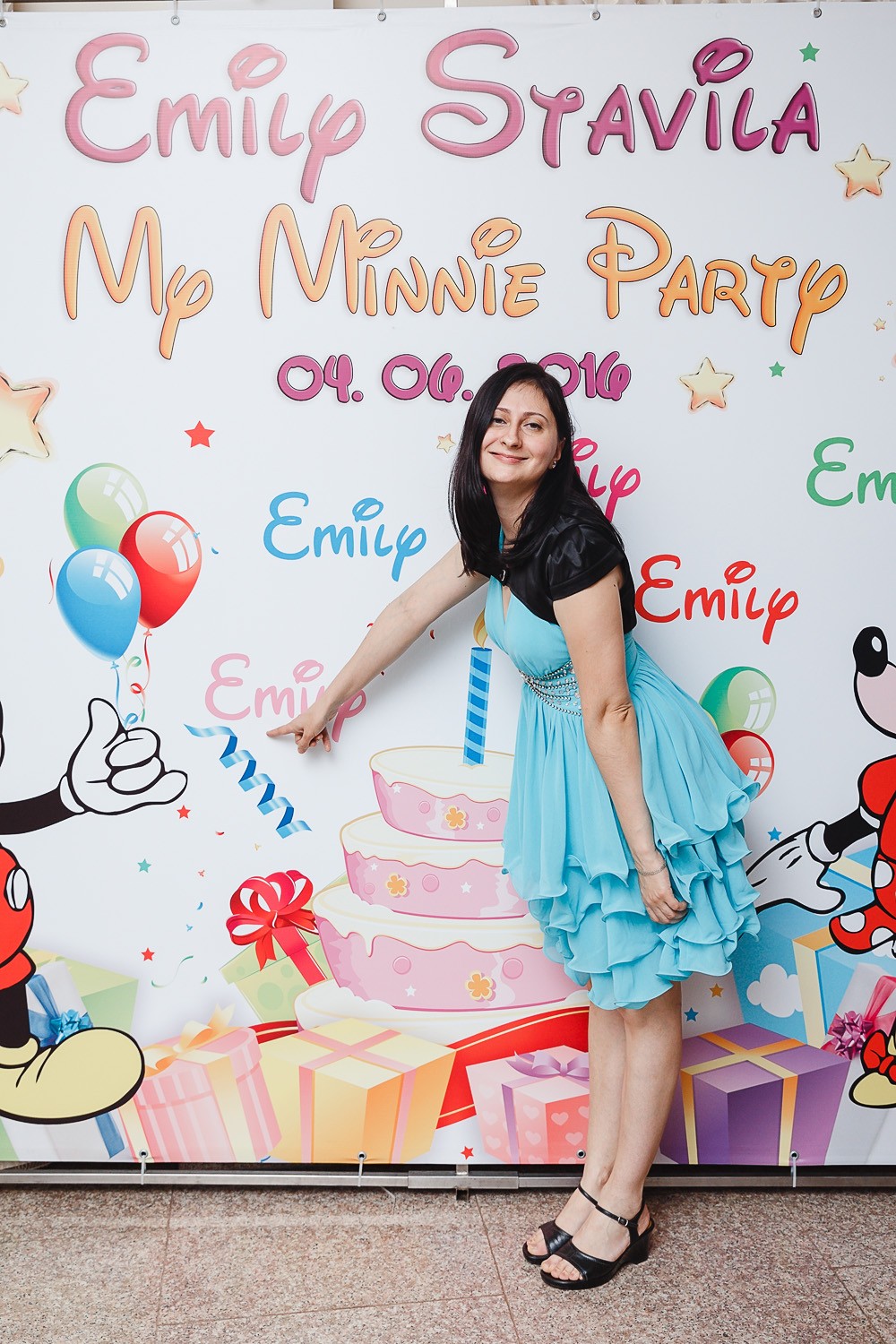  CRISTENING  - SWEET  EMILI )