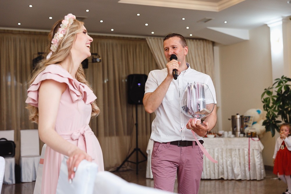  CRISTENING  - SWEET  EMILI )
