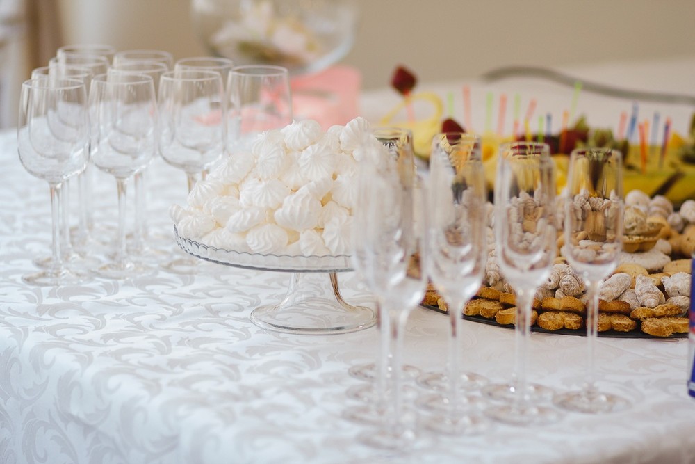  CRISTENING  - SWEET  EMILI )