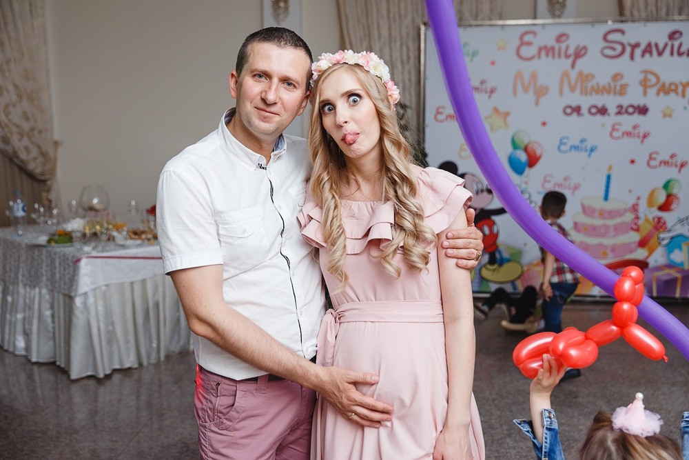  CRISTENING  - SWEET  EMILI )