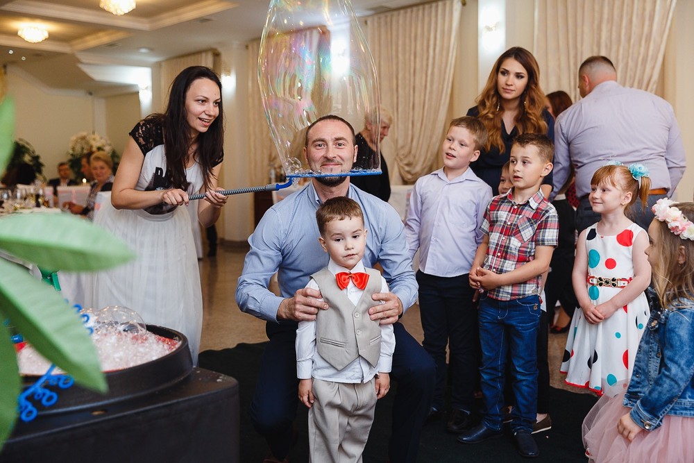  CRISTENING  - SWEET  EMILI )