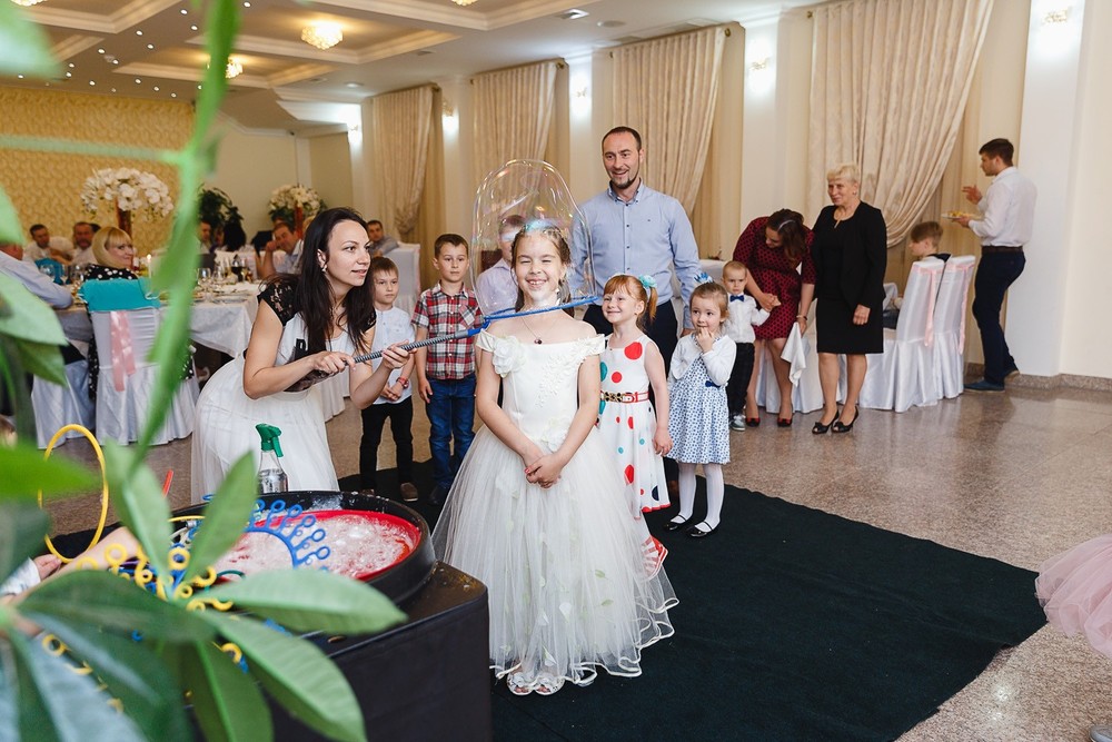  CRISTENING  - SWEET  EMILI )