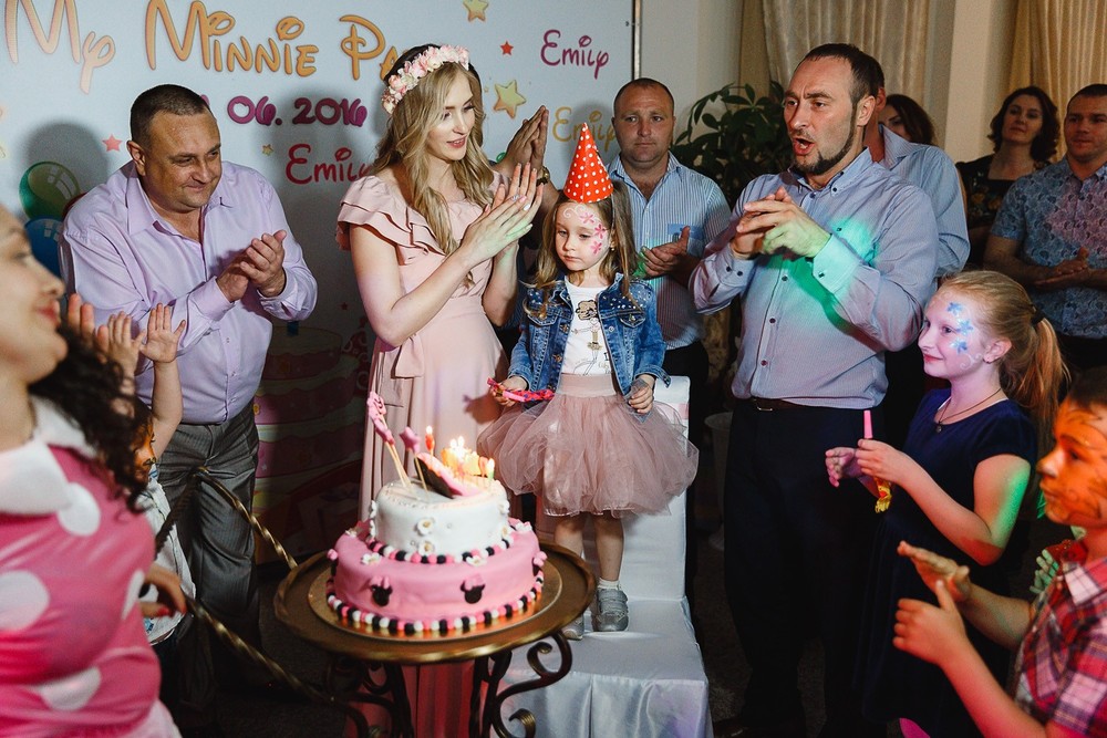  CRISTENING  - SWEET  EMILI )