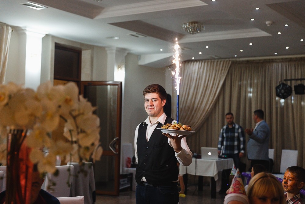  CRISTENING  - SWEET  EMILI )