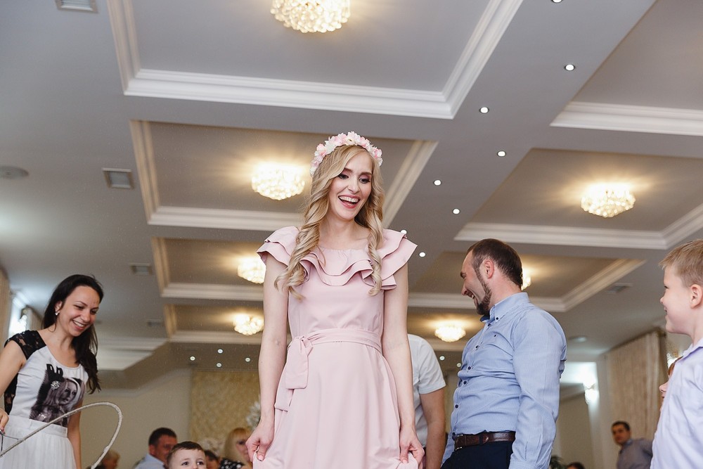  CRISTENING  - SWEET  EMILI )
