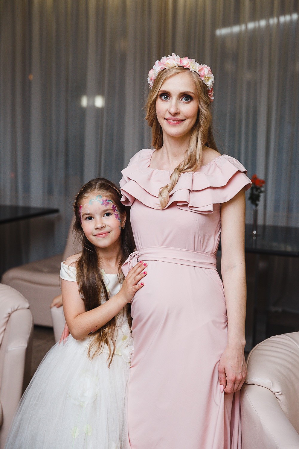  CRISTENING  - SWEET  EMILI )