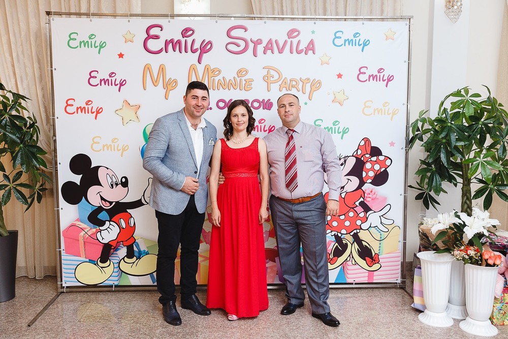  CRISTENING  - SWEET  EMILI )