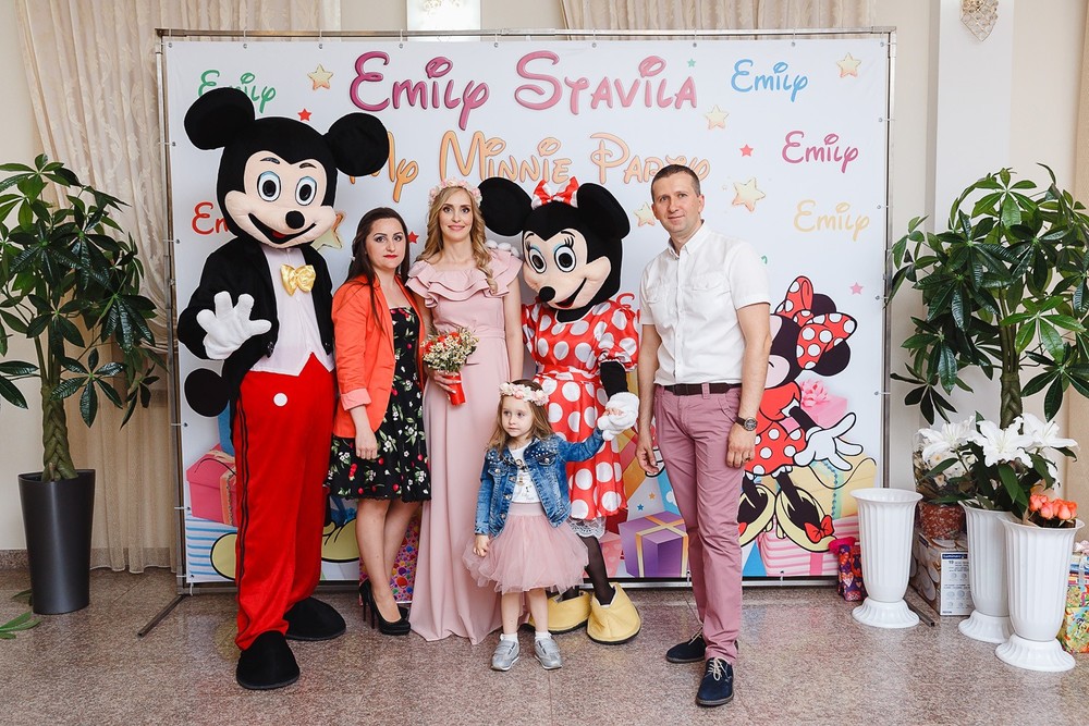  CRISTENING  - SWEET  EMILI )