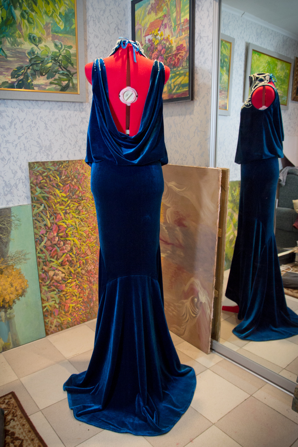 COLLECTION - 
