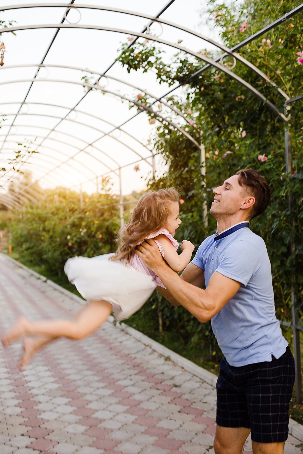 VIKTORIA+IVAN+KARMINA